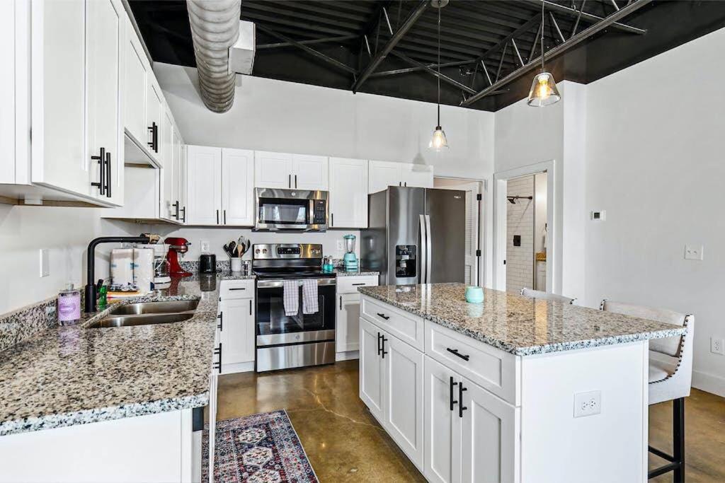 Brand New Condo Near Downtown Nash W Washer Dryer แนชวิลล์ ภายนอก รูปภาพ