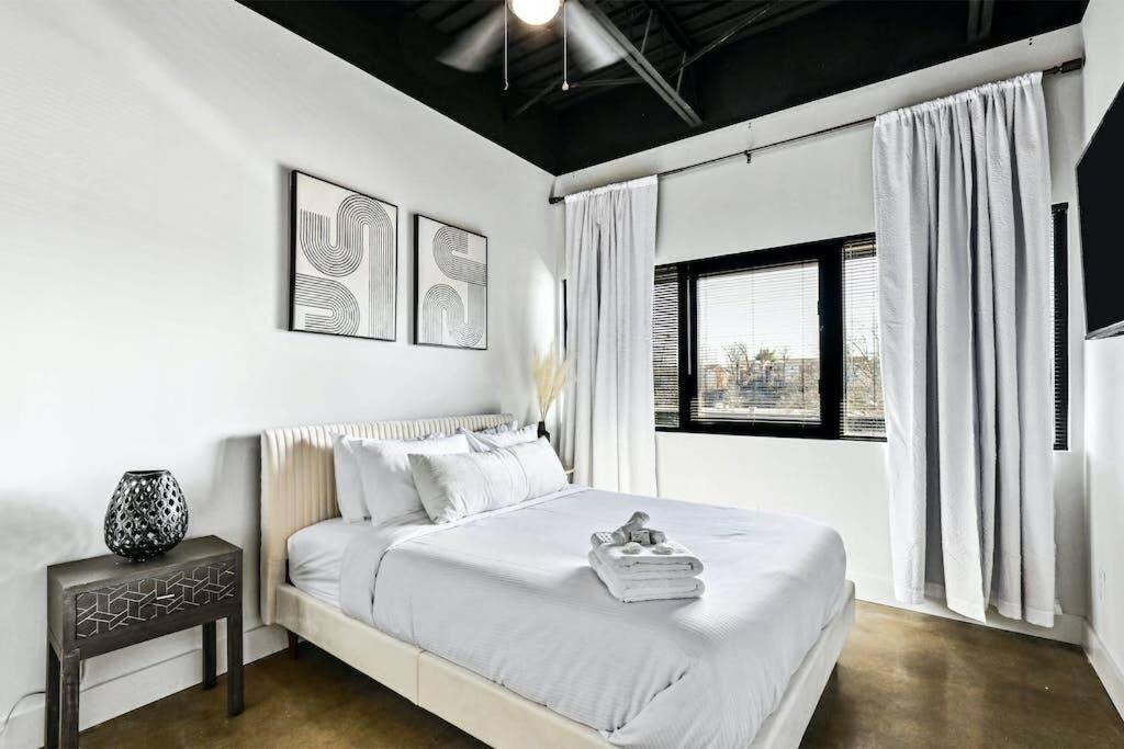 Brand New Condo Near Downtown Nash W Washer Dryer แนชวิลล์ ภายนอก รูปภาพ